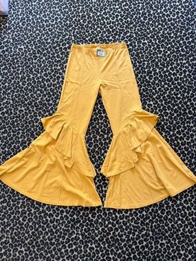Senorita Bells - Mustard
